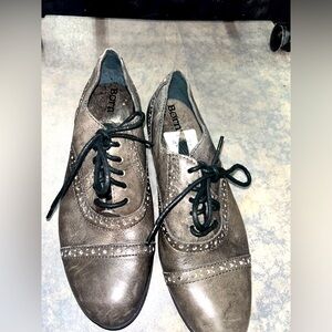 Born Gray Oxfords